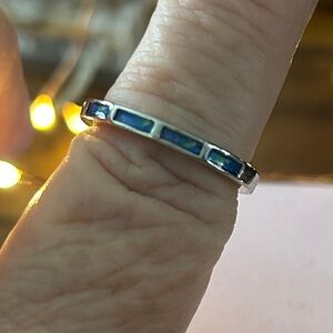Elegant Silver and Blue Inlay Ring size 8